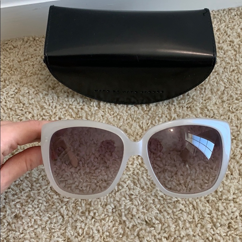 Marc By Marc Jacobs Oversized White Sunglasses